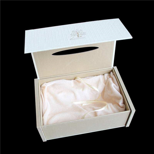 禮盒內(nèi)襯托 禮盒內(nèi)襯托